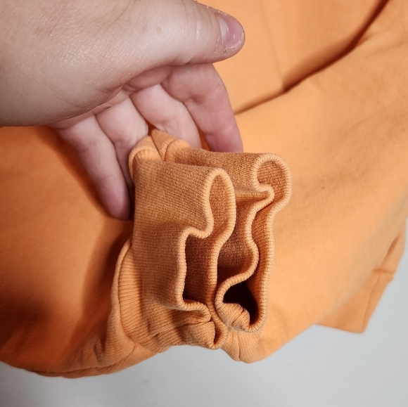 LIVINCOOL Essential Shorts (NWT) And Sweatshirt Set Orange Julius Size Small - Picture 6 of 16